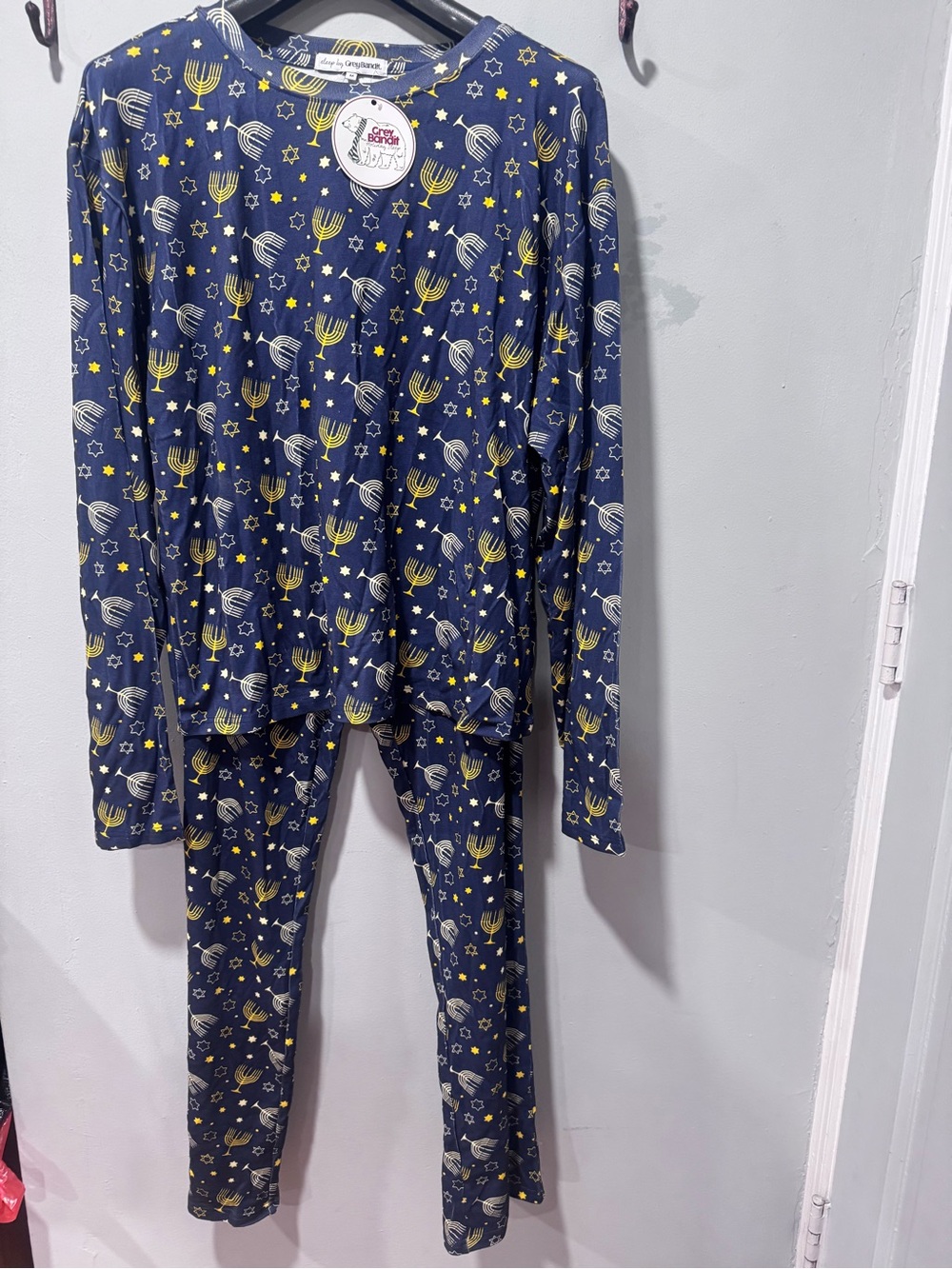 Brand nwt grey bandit Men's Navy Blue Hanukkah Pajama Set with Menorah Print